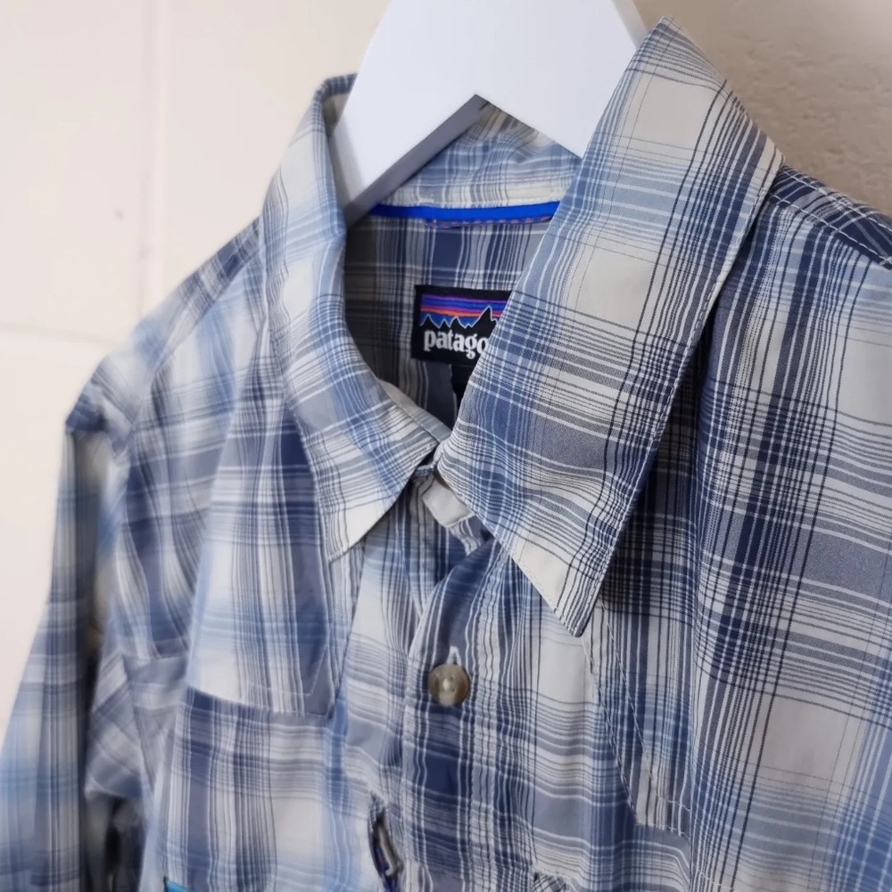 Patagonia Blue Plaid Casual Button Down Shirt